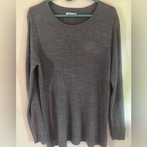 Long gray sweater, New York & Co. Sz XL